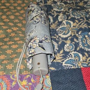 Vera Bradley Automatic Floral Patterned Umbrella